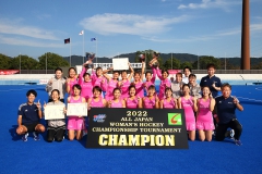 Shakaijin-Women_2022-Win_pic01
